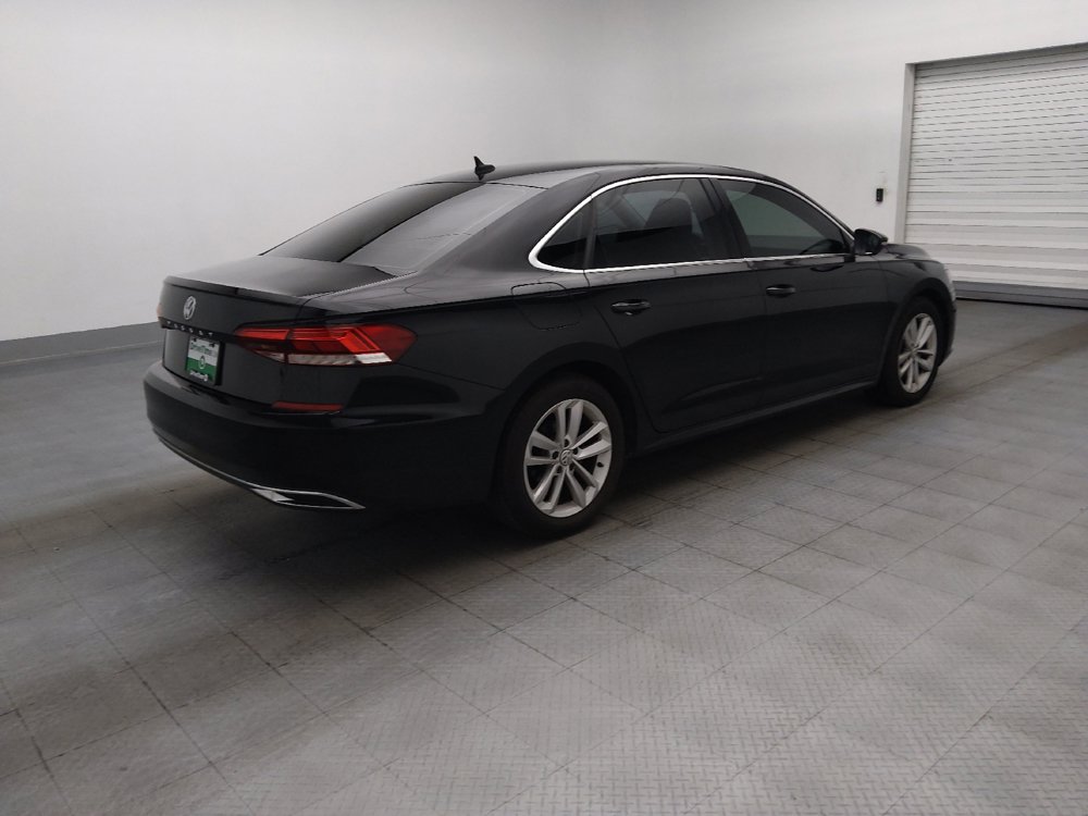 Used 2020 Volkswagen Passat 2.0T SE FWD image 11