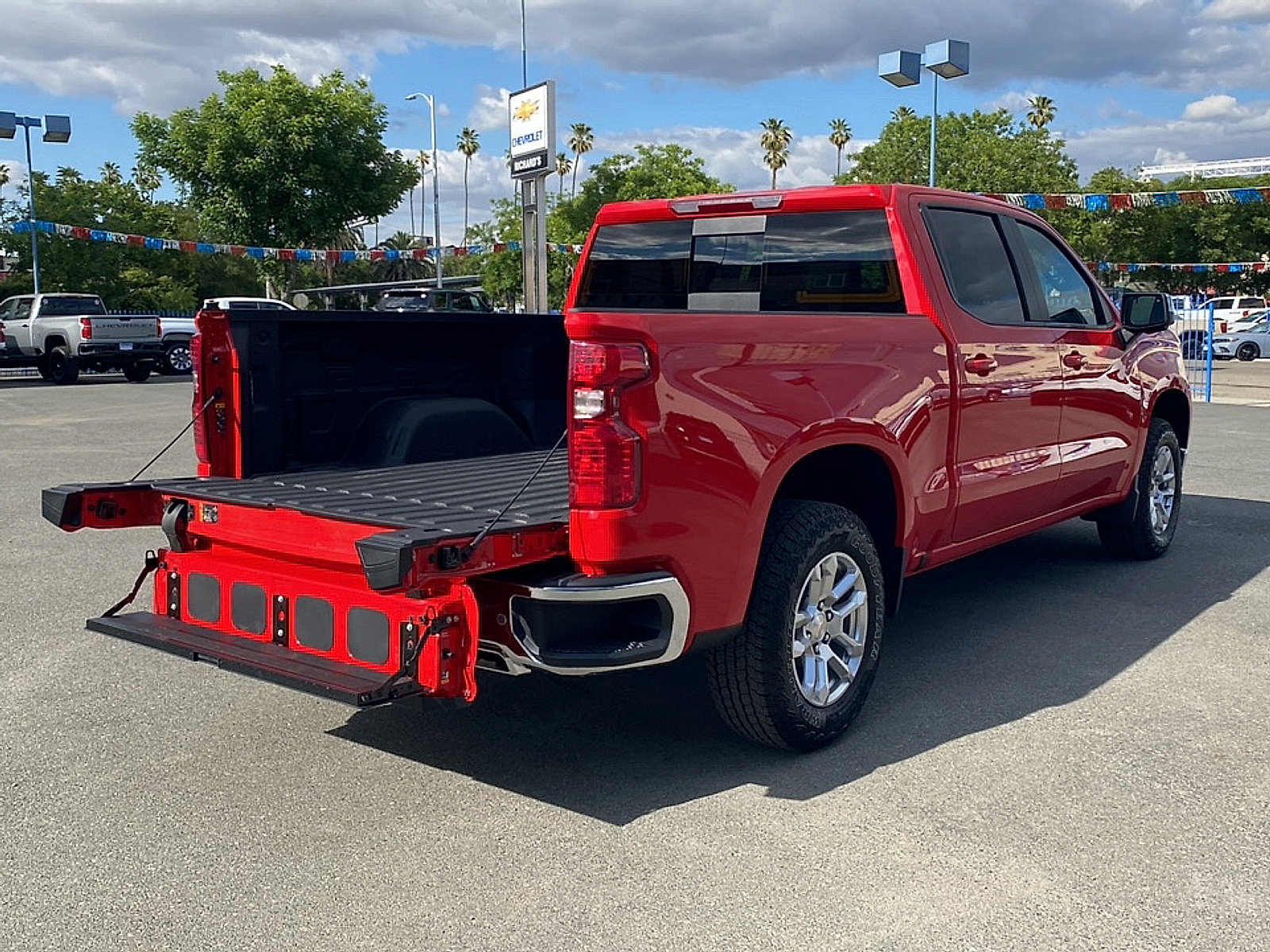New 2026 Chevrolet Silverado 1500 LT AWD/4WD image 13