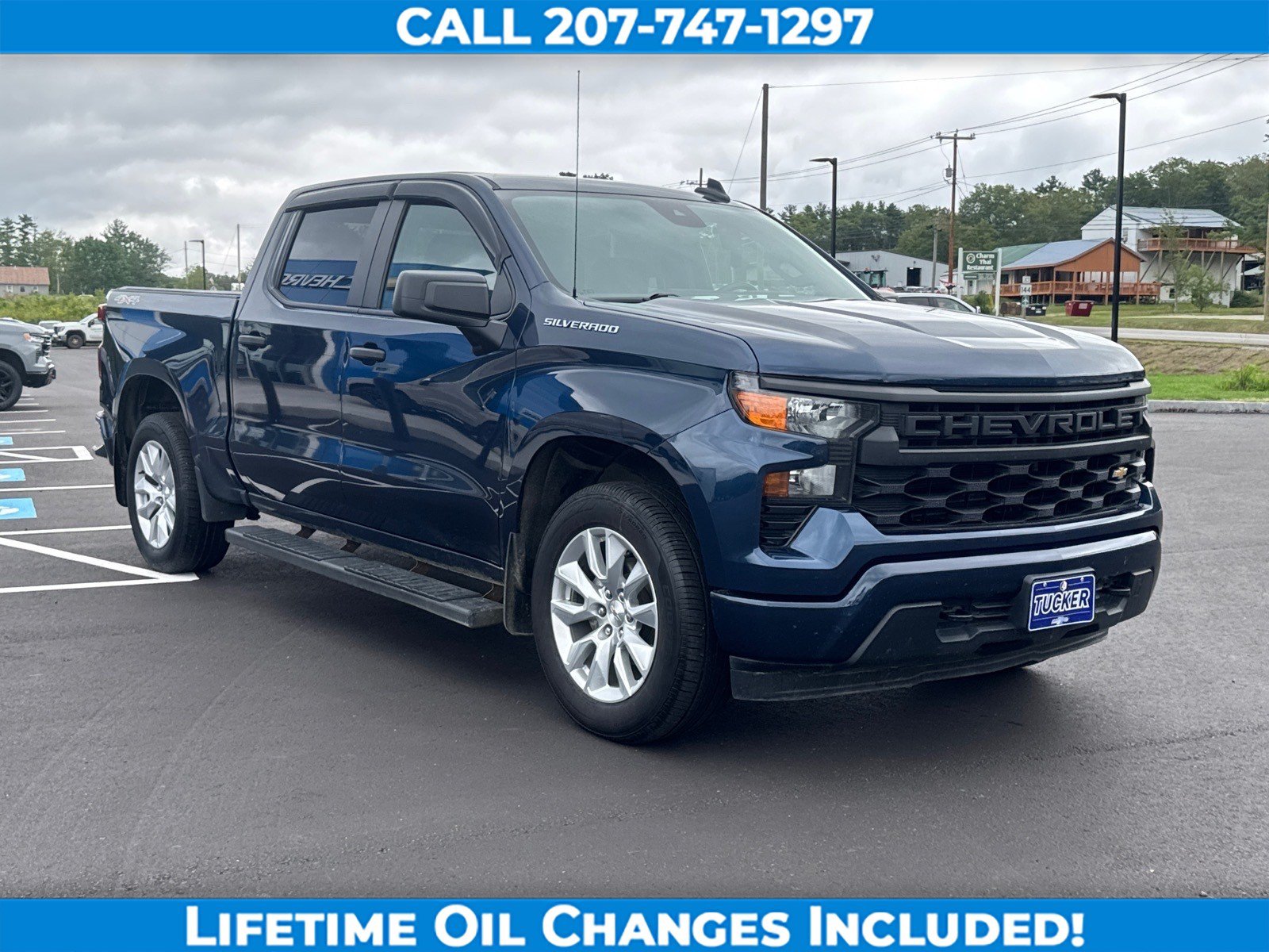 Used 2023 Chevrolet Silverado 1500 Custom AWD/4WD image 3