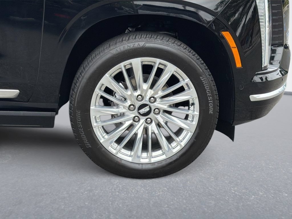 Certified 2026 Cadillac Escalade Luxury RWD image 35