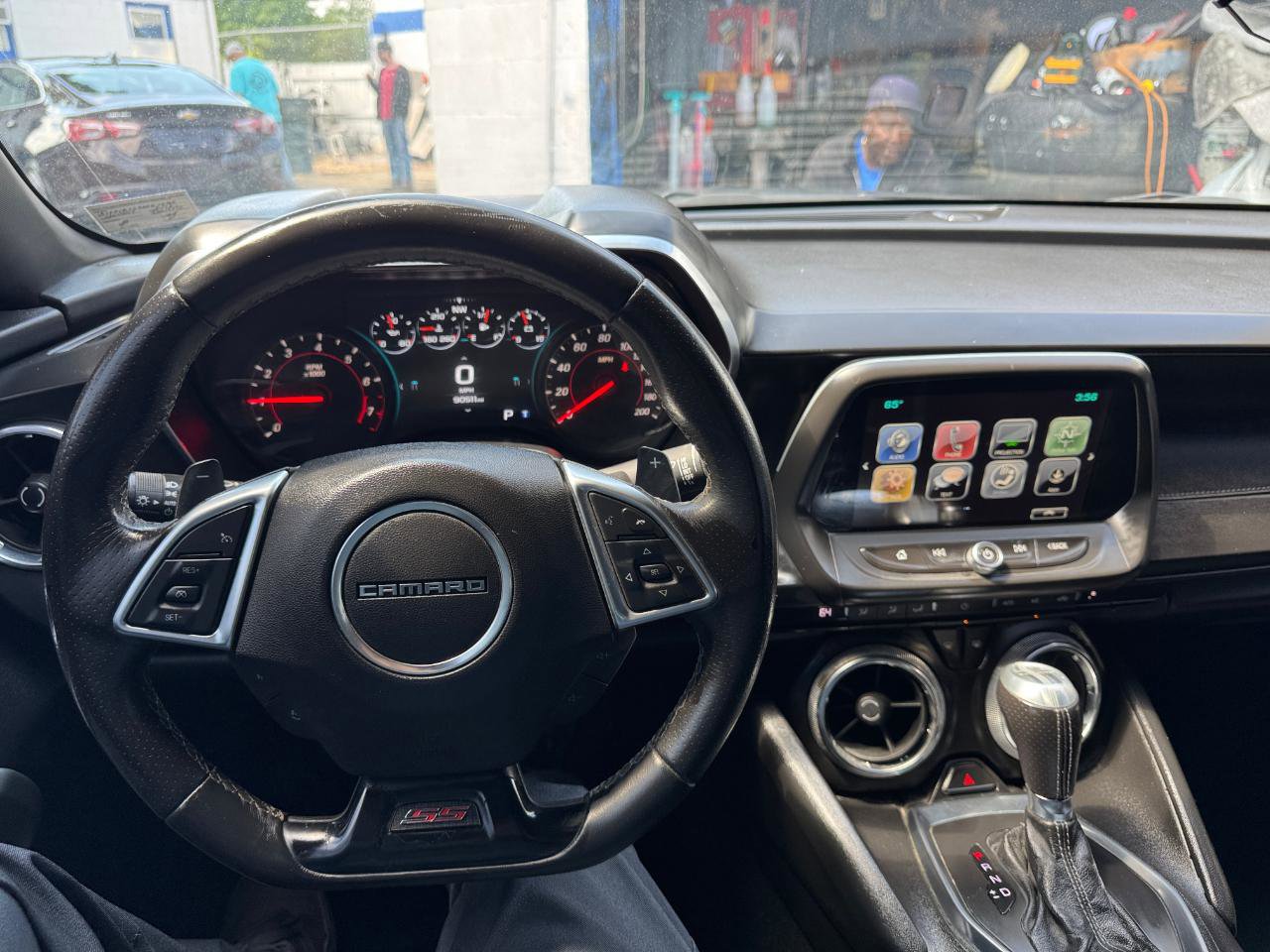 Used 2018 Chevrolet Camaro SS RWD image 12