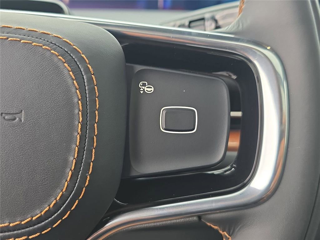 New 2025 Lincoln Navigator L Black Label image 21