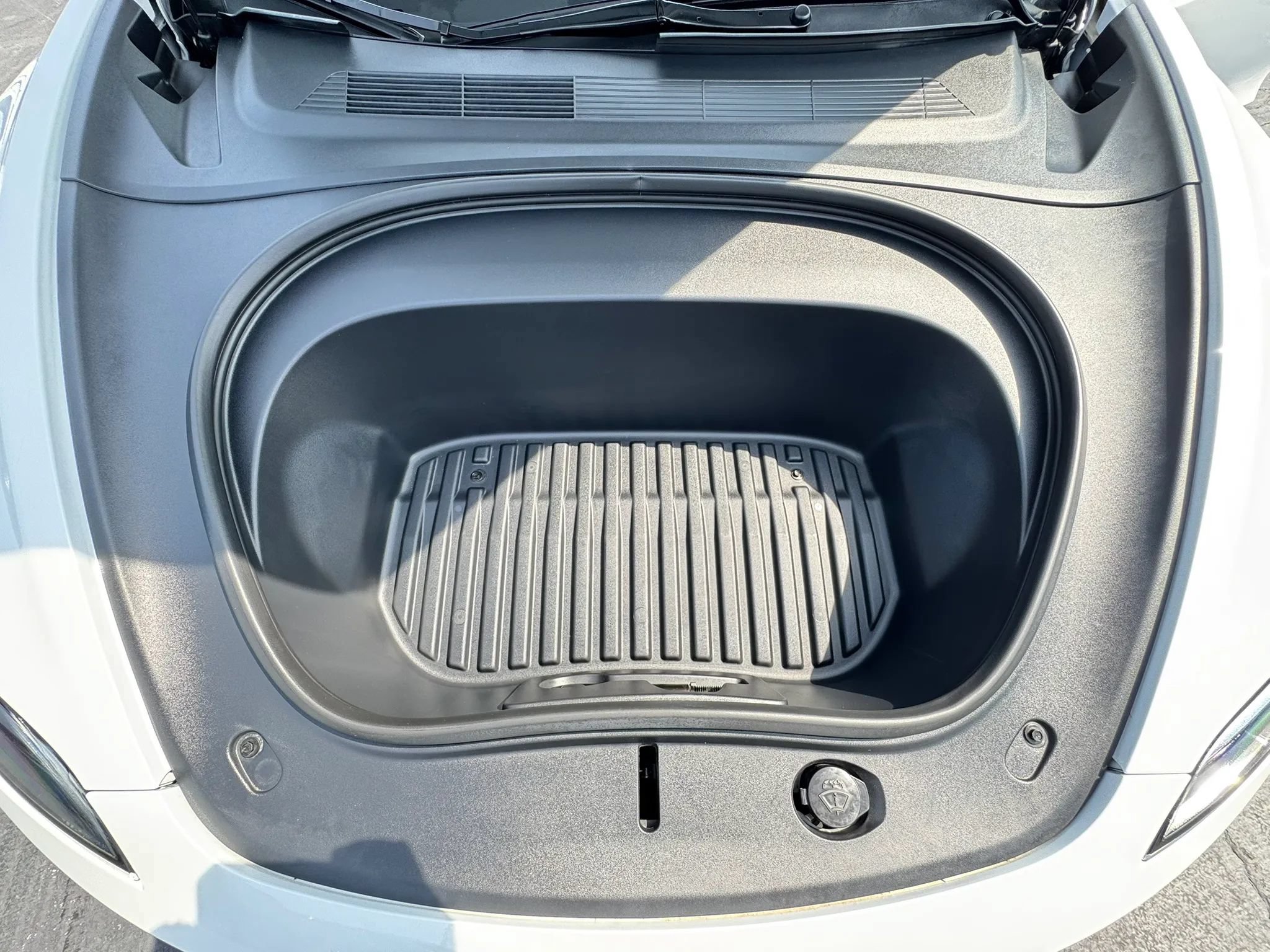 Used 2025 Tesla Model 3 Long Range AWD/4WD image 37