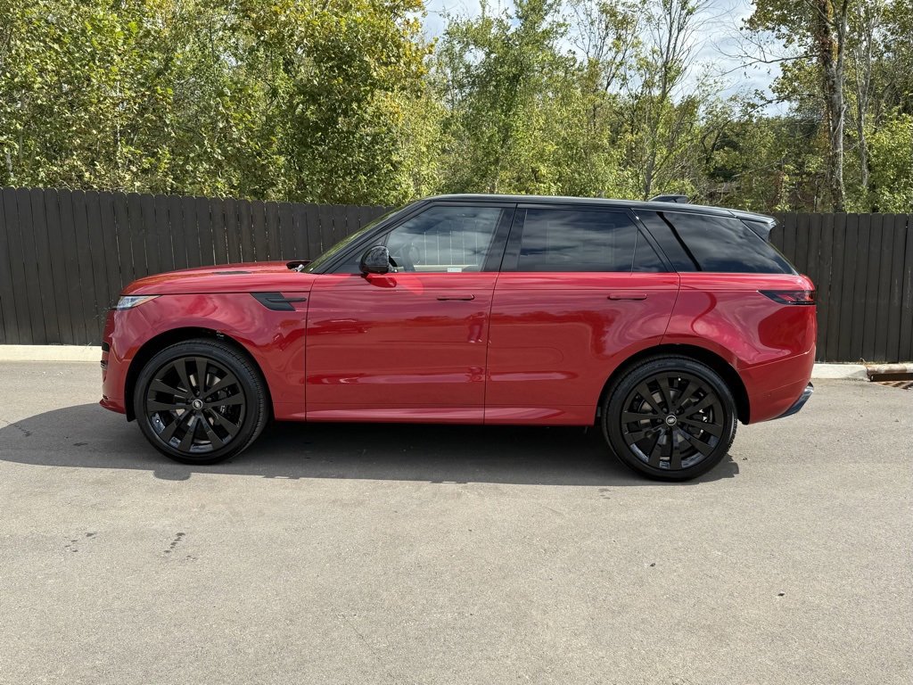 New 2025 Land Rover Range Rover Sport Dynamic SE video 2