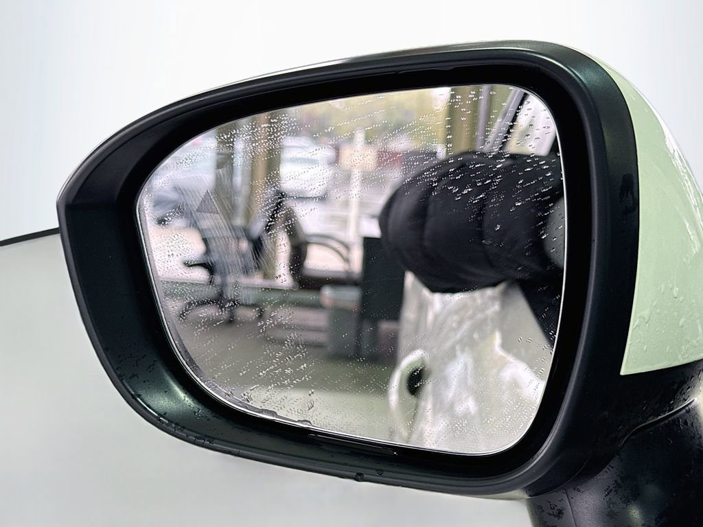 Used 2022 Nissan Rogue SV image 22