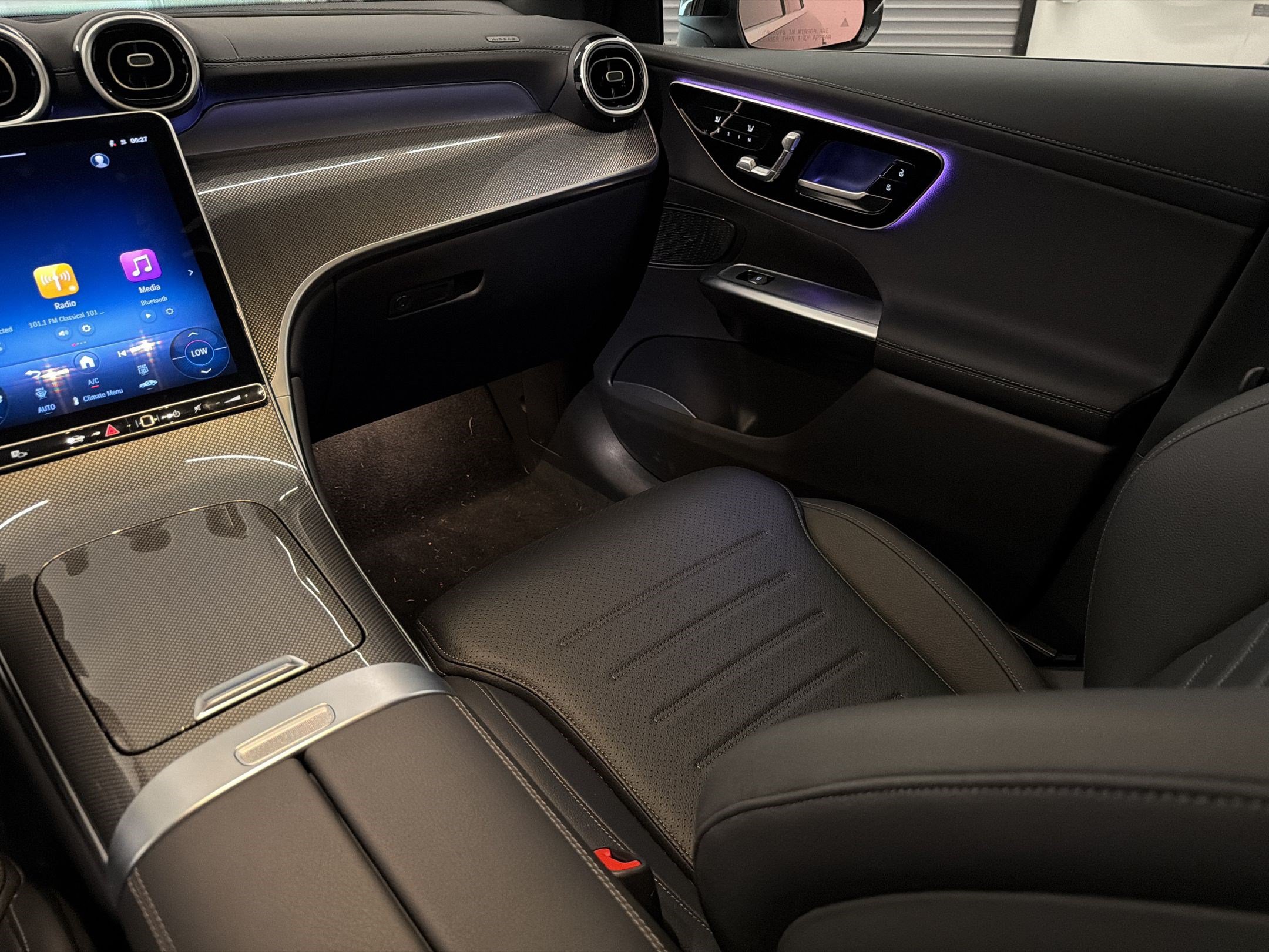 Certified 2026 Mercedes-Benz GLC 300 image 28