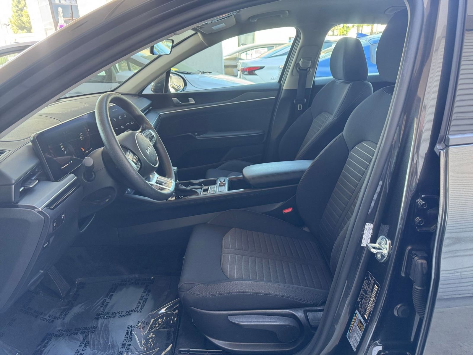 Used 2025 Kia K5 LXS image 27