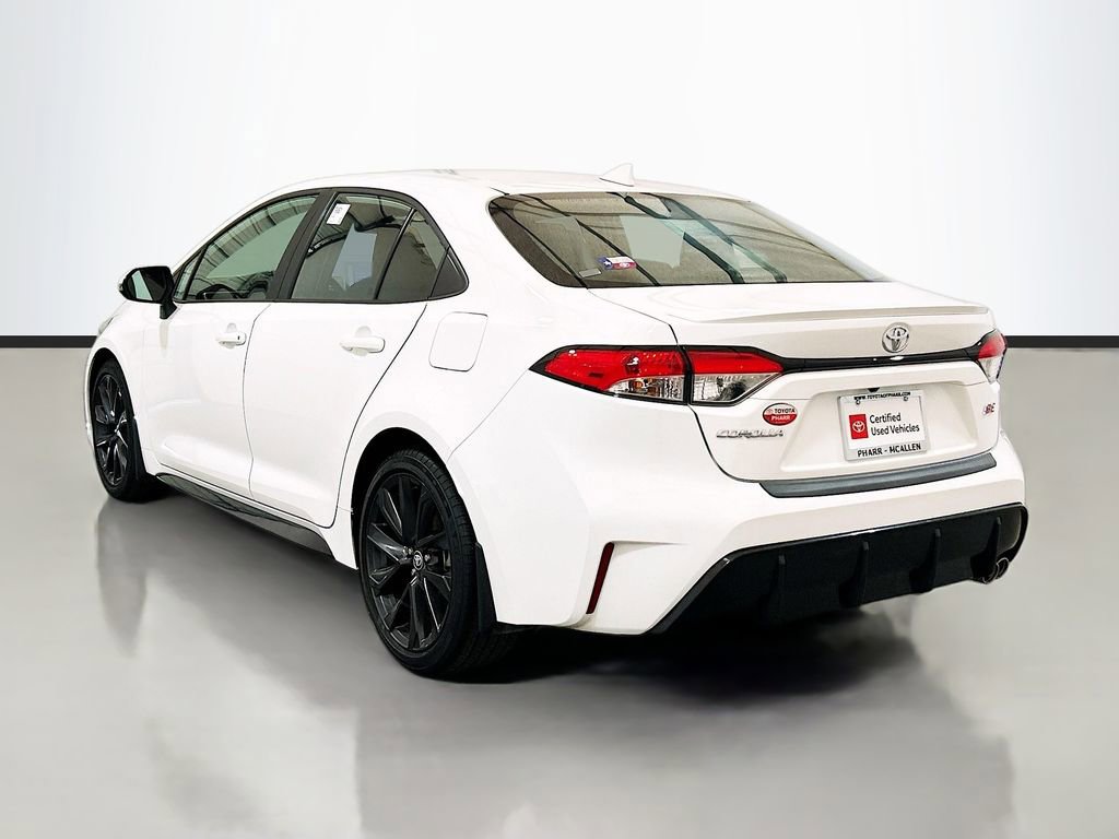 Used 2025 Toyota Corolla SE w/ SE Premium Package FWD image 6