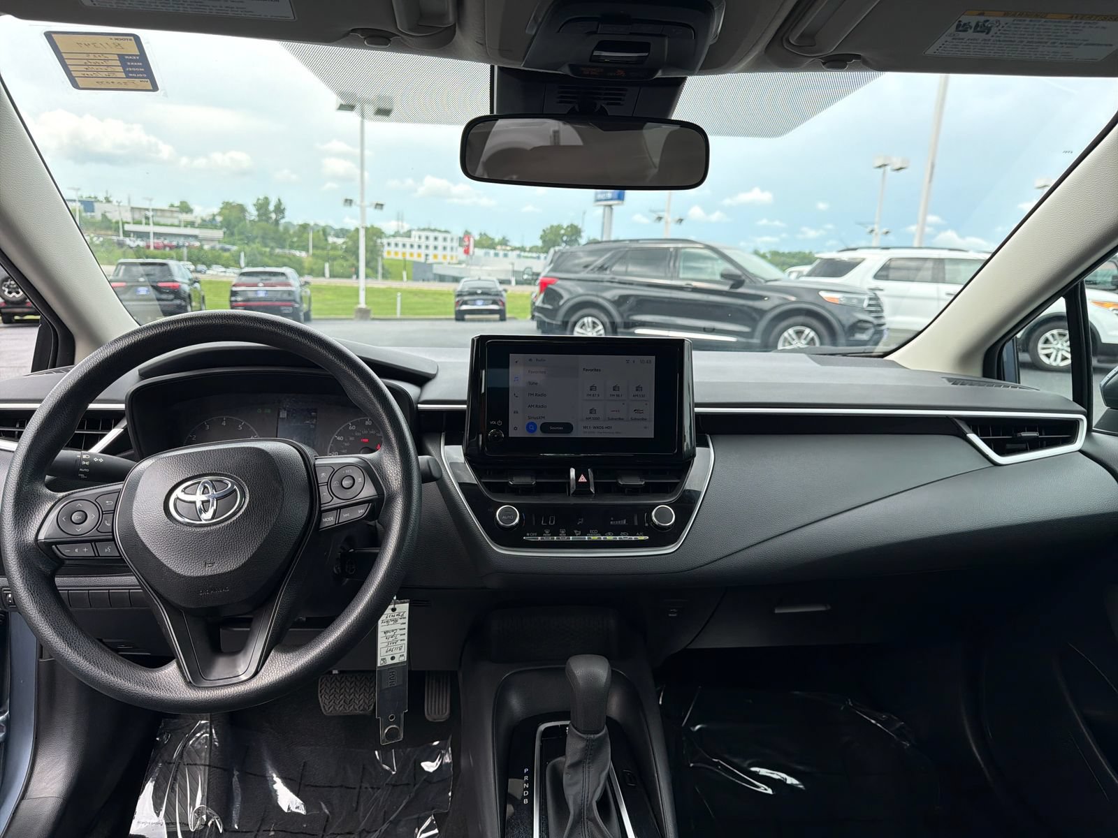 Used 2025 Toyota Corolla LE FWD image 26
