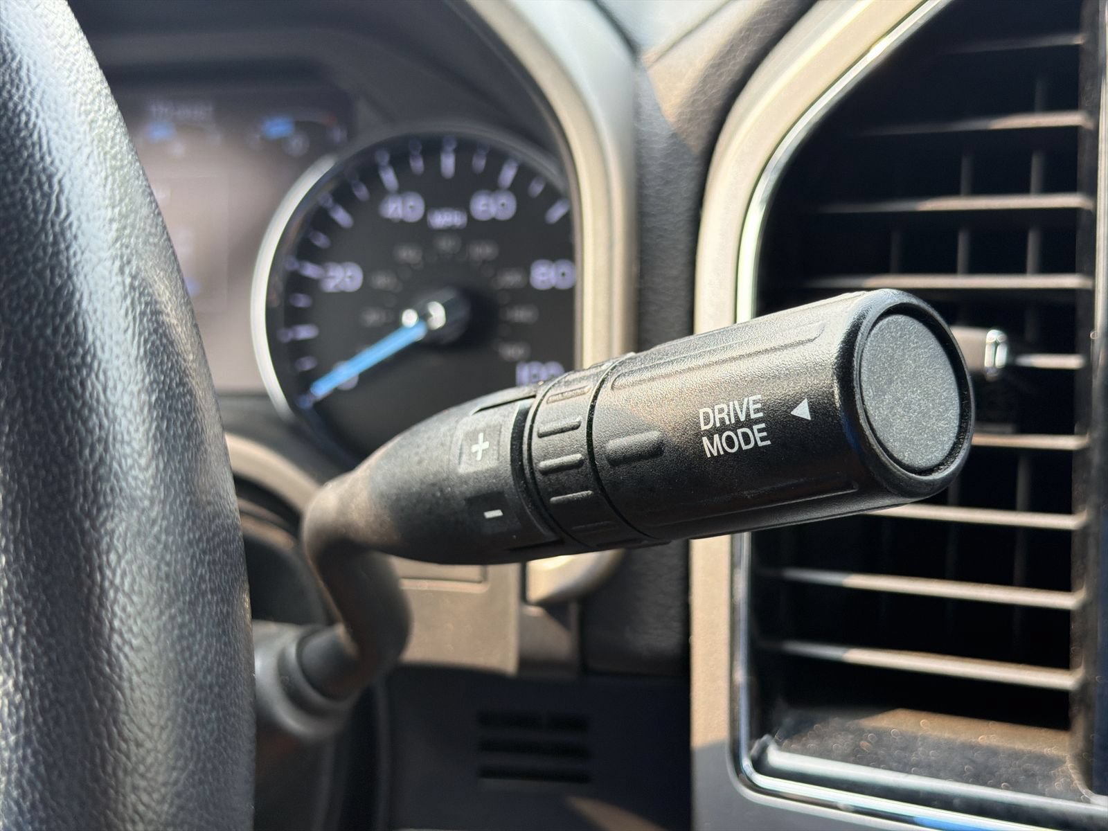 Used 2022 Ford F250 Lariat w/ Tremor Off-Road Package AWD/4WD image 41