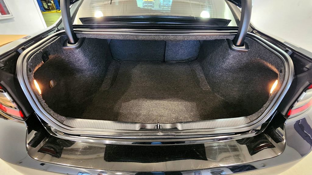 Used 2019 Dodge Charger R/T w/ Driver Confidence Group image 11