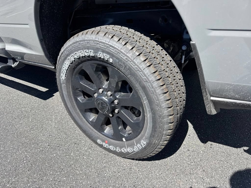 New 2026 RAM 2500 Tradesman AWD/4WD image 17