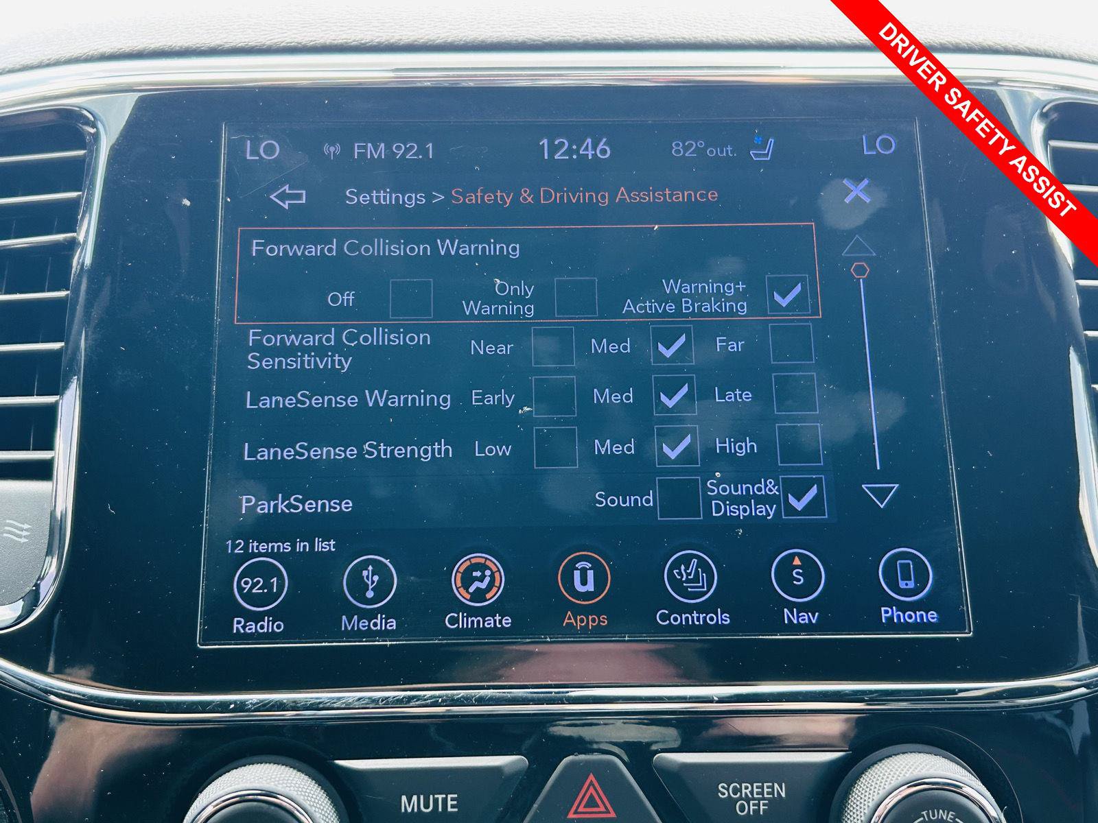 Used 2019 Jeep Grand Cherokee Trailhawk AWD/4WD image 9