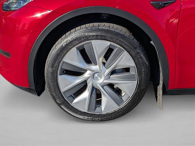Used 2022 Tesla Model Y Long Range image 24