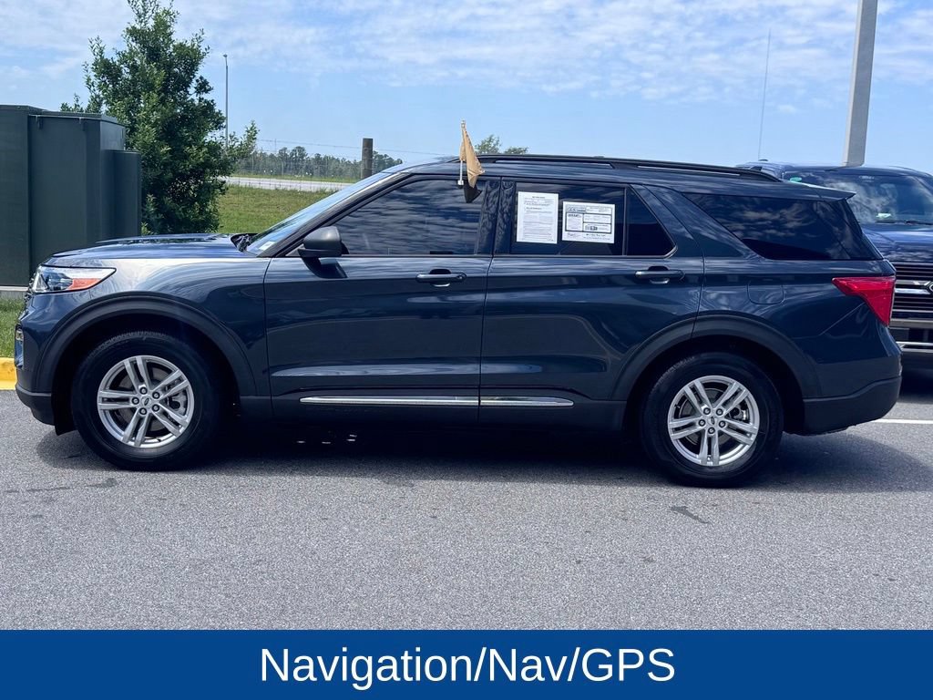 Used 2023 Ford Explorer XLT w/ Equipment Group 202A RWD image 4