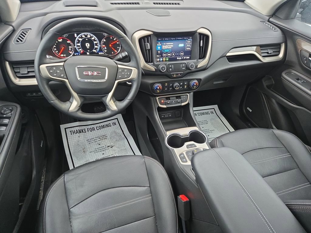 Used 2023 GMC Terrain Denali w/ Denali Premium Package image 12