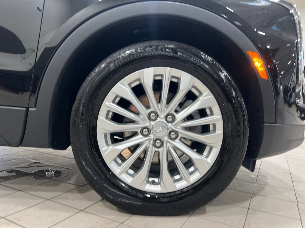 Used 2024 Cadillac XT4 Luxury w/ Cold Weather Package AWD/4WD image 24