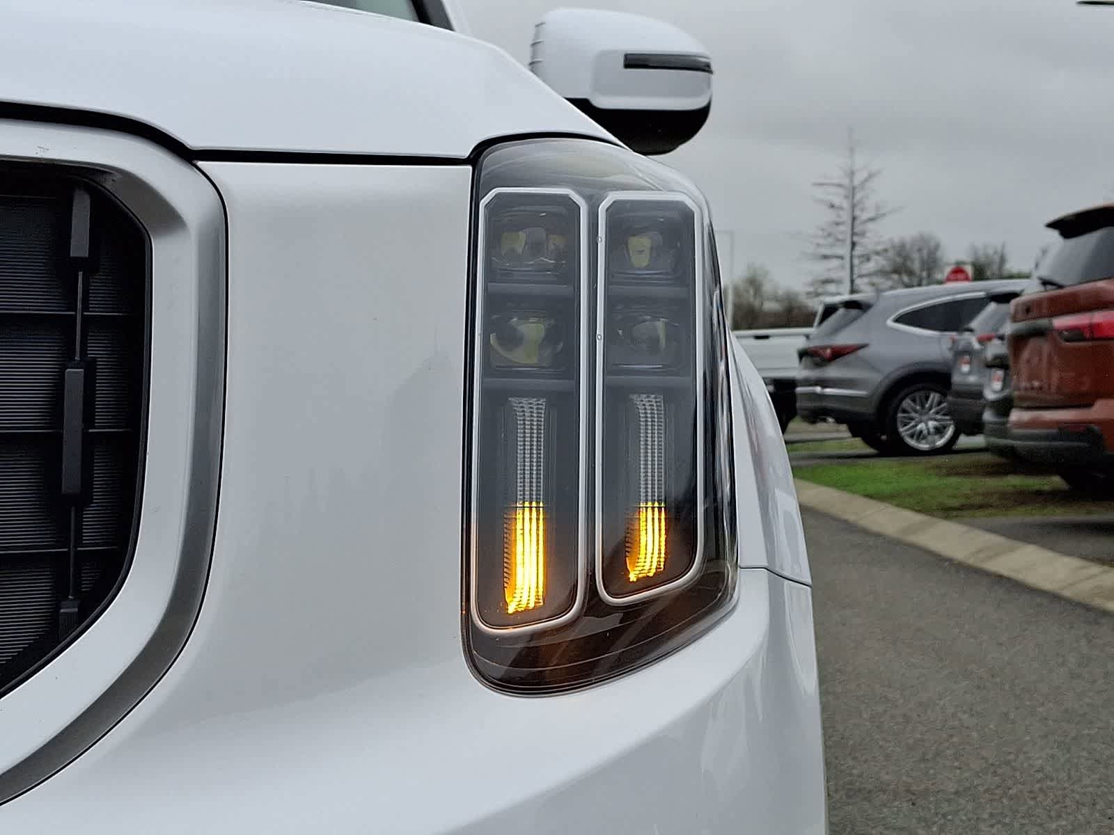 Used 2024 Kia Telluride EX AWD/4WD image 10