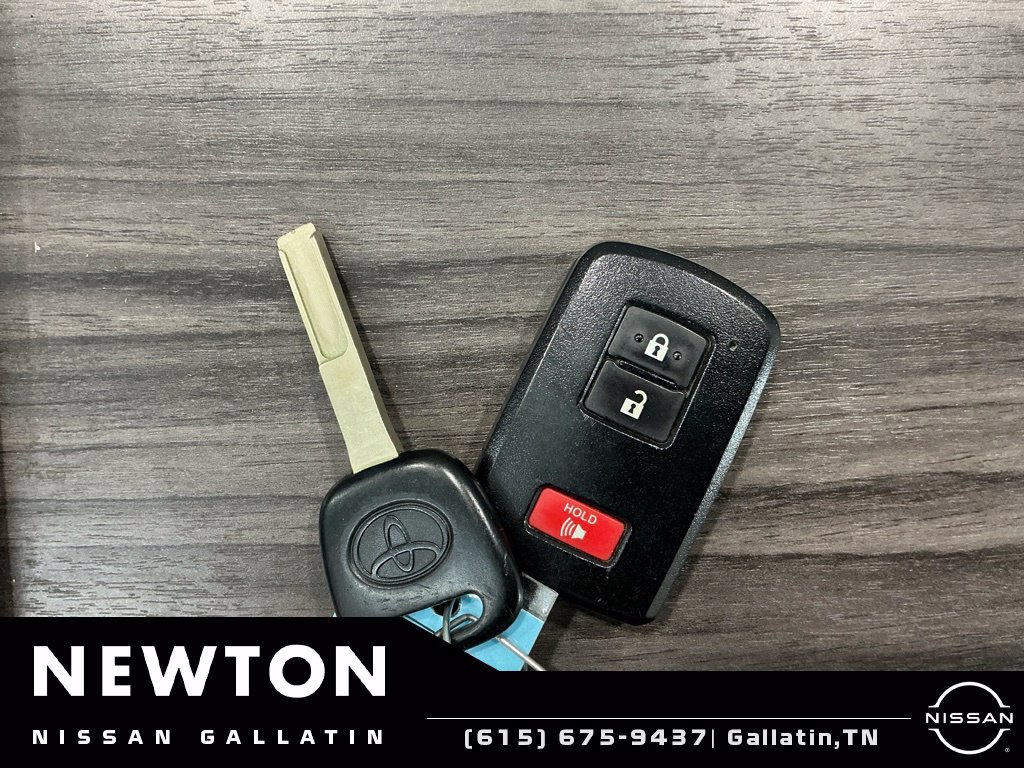 Used 2017 Toyota Tacoma TRD Off-Road w/ Tow Package (A/T) AWD/4WD image 47