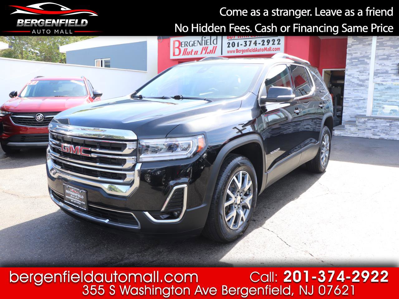 Used 2023 GMC Acadia SLT image 1