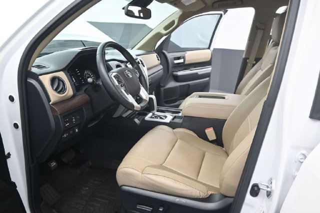 Used 2021 Toyota Tundra Limited AWD/4WD image 4