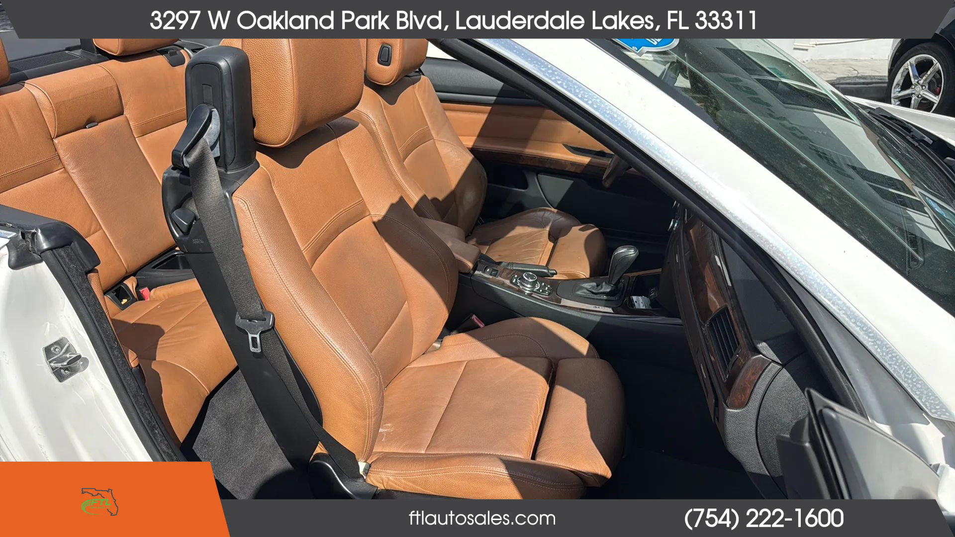 Used 2010 BMW 335i Convertible image 32