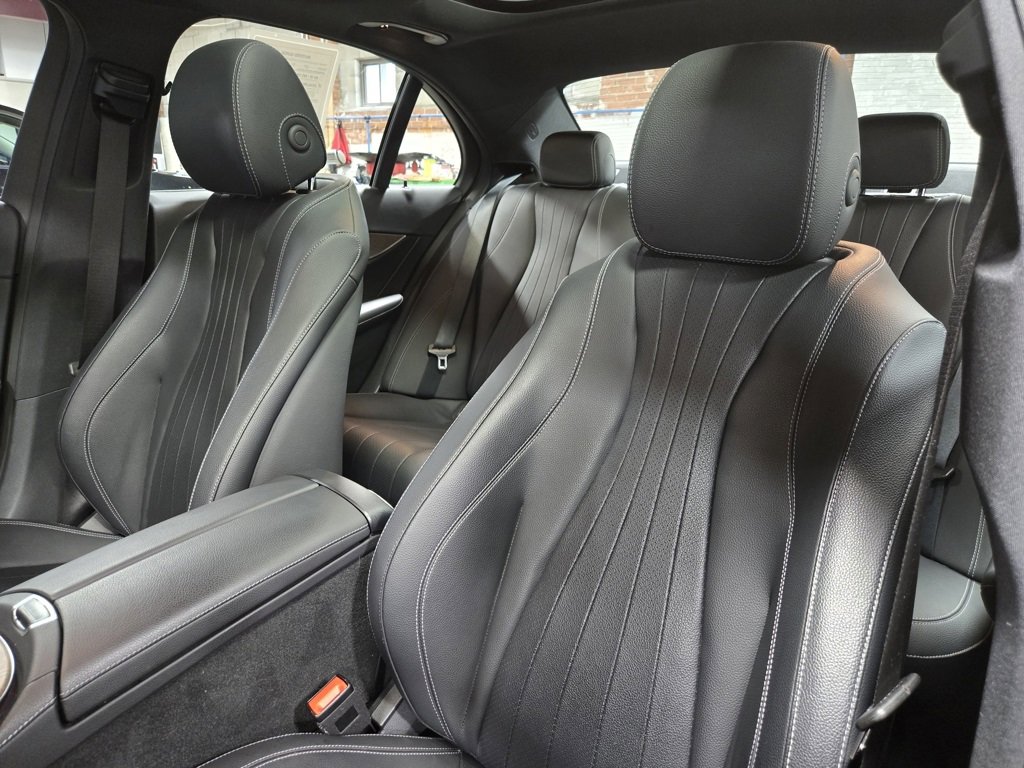 Used 2022 Mercedes-Benz E 350 4MATIC Sedan image 13