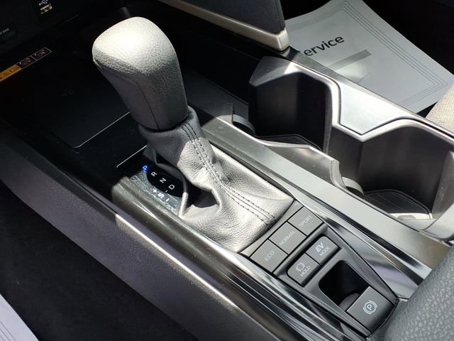 Used 2025 Toyota Camry LE FWD image 9