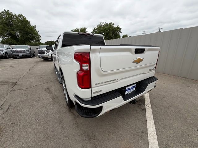 Used 2023 Chevrolet Silverado 1500 High Country w/ High Country Premium Package AWD/4WD image 9