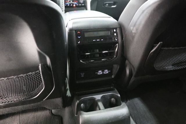 Used 2023 Jeep Grand Cherokee L Limited w/ Luxury Tech Group II AWD/4WD image 37