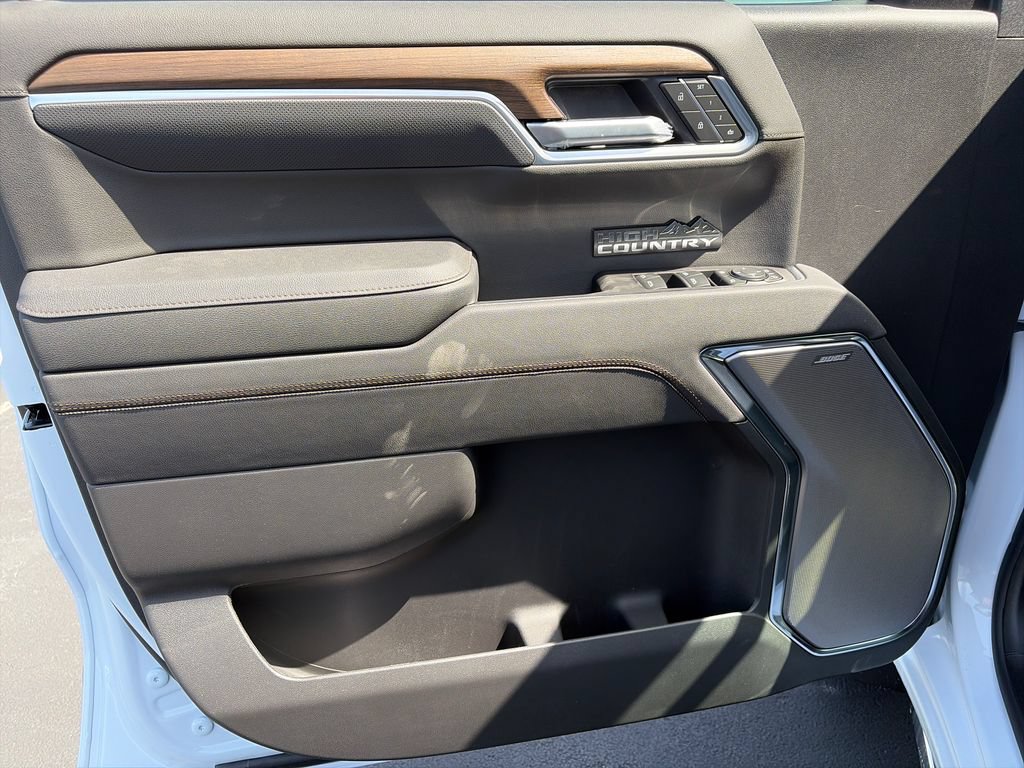 New 2026 Chevrolet Silverado 1500 High Country AWD/4WD image 17