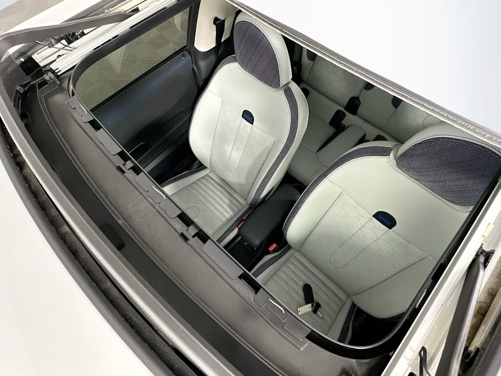 Certified 2025 MINI Cooper S image 22