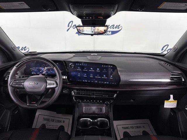 New 2026 Chevrolet Traverse RS image 2