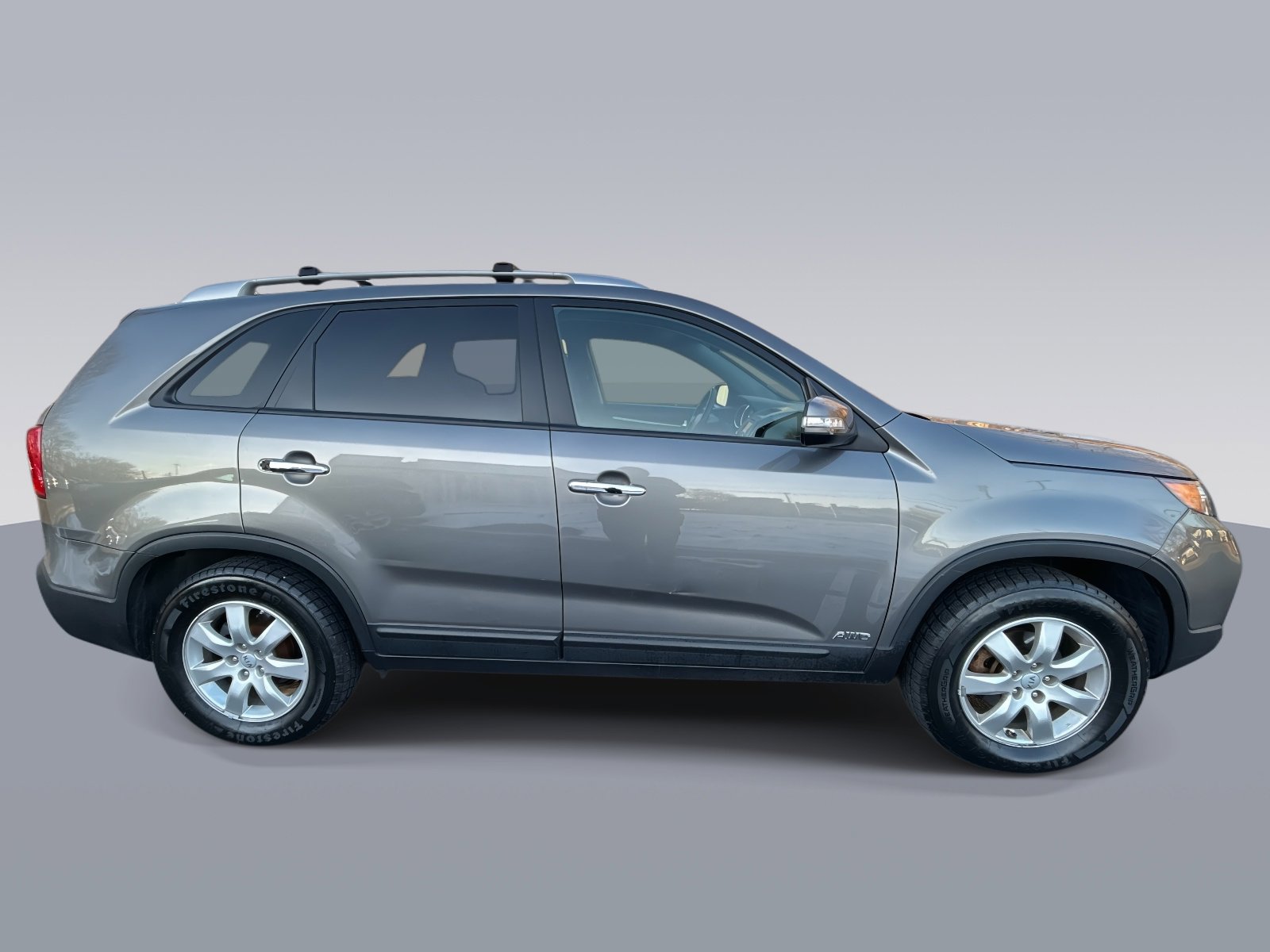 Used 2013 Kia Sorento LX w/ Convenience Pkg image 2