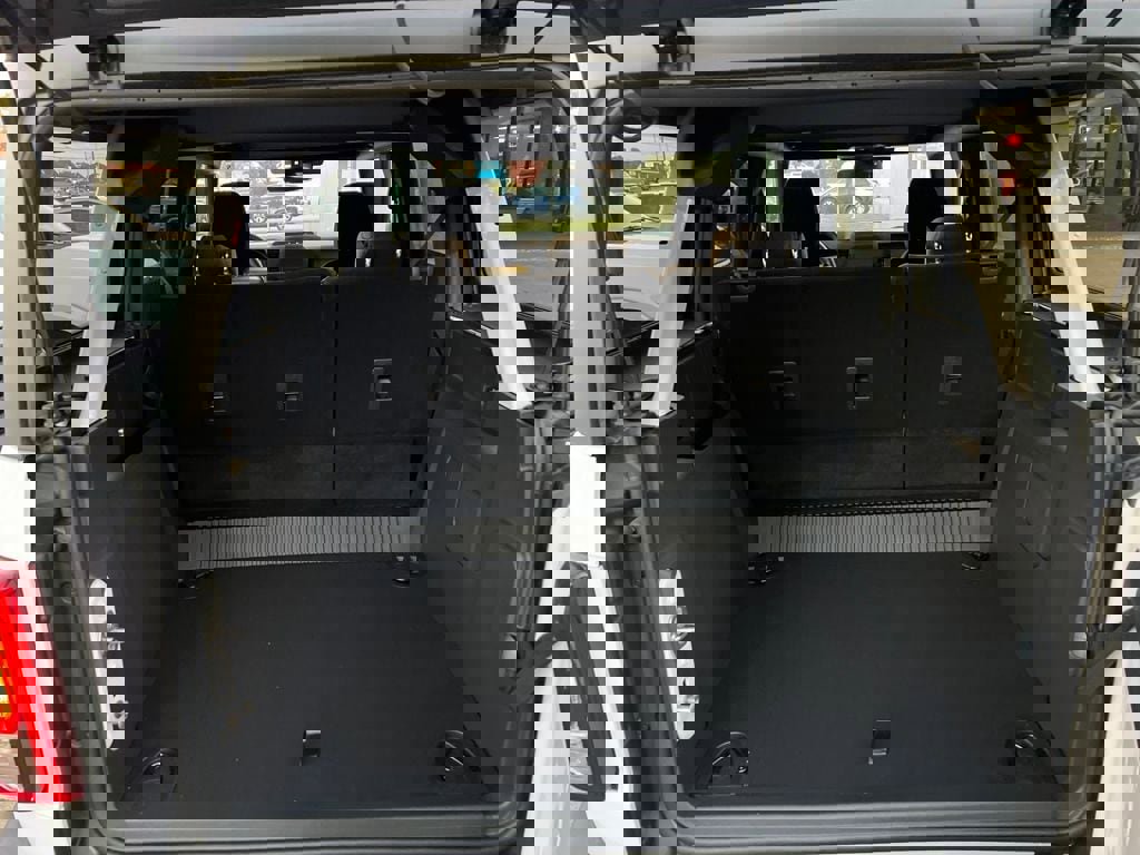 New 2025 Ford Bronco Big Bend image 17