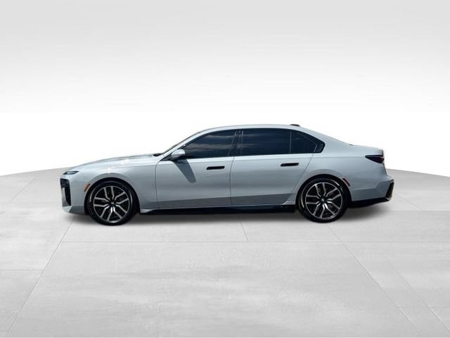Used 2024 BMW i7 xDrive60 AWD/4WD image 2