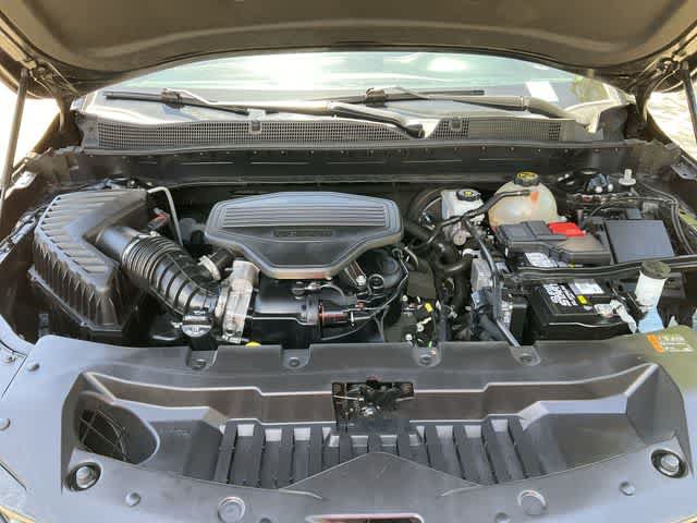 Used 2023 Chevrolet Blazer Premier w/ Enhanced Convenience Package FWD image 12