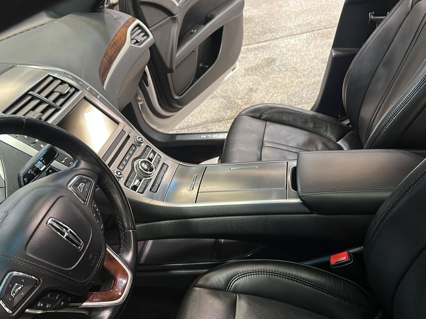 Used 2017 Lincoln MKZ Reserve AWD/4WD image 26