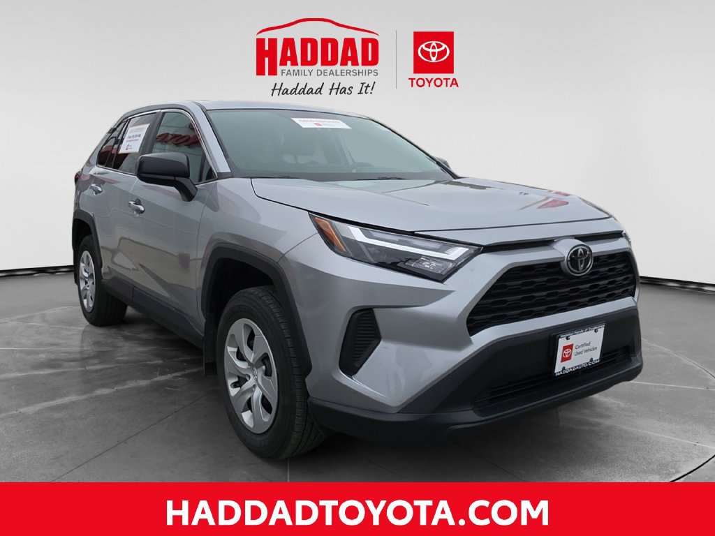 Certified 2025 Toyota RAV4 LE AWD/4WD image 8
