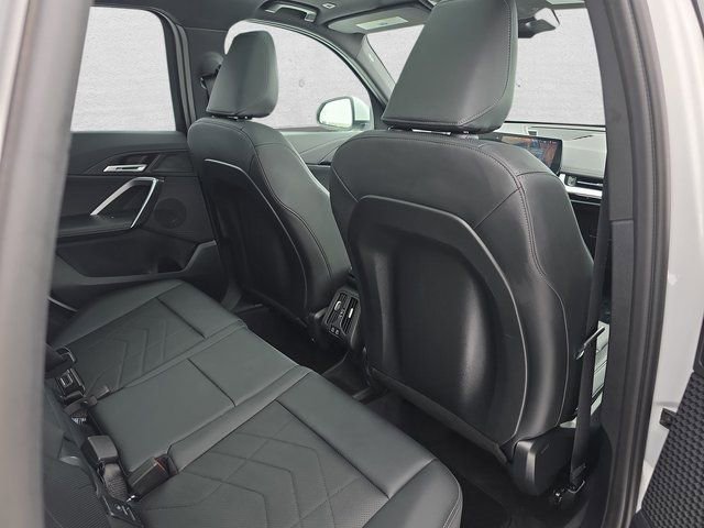 Used 2025 BMW X1 xDrive28i w/ Convenience Package image 11