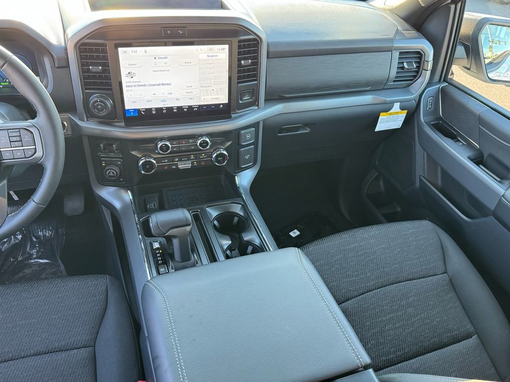 New 2026 Ford F150 XLT w/ Equipment Group 302A MID image 11