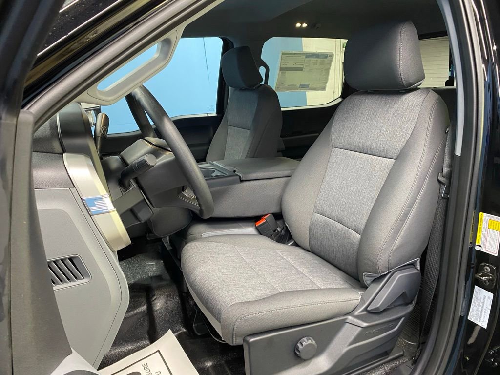 New 2026 Ford F450 XL w/ XL Driver Assist Package image 17