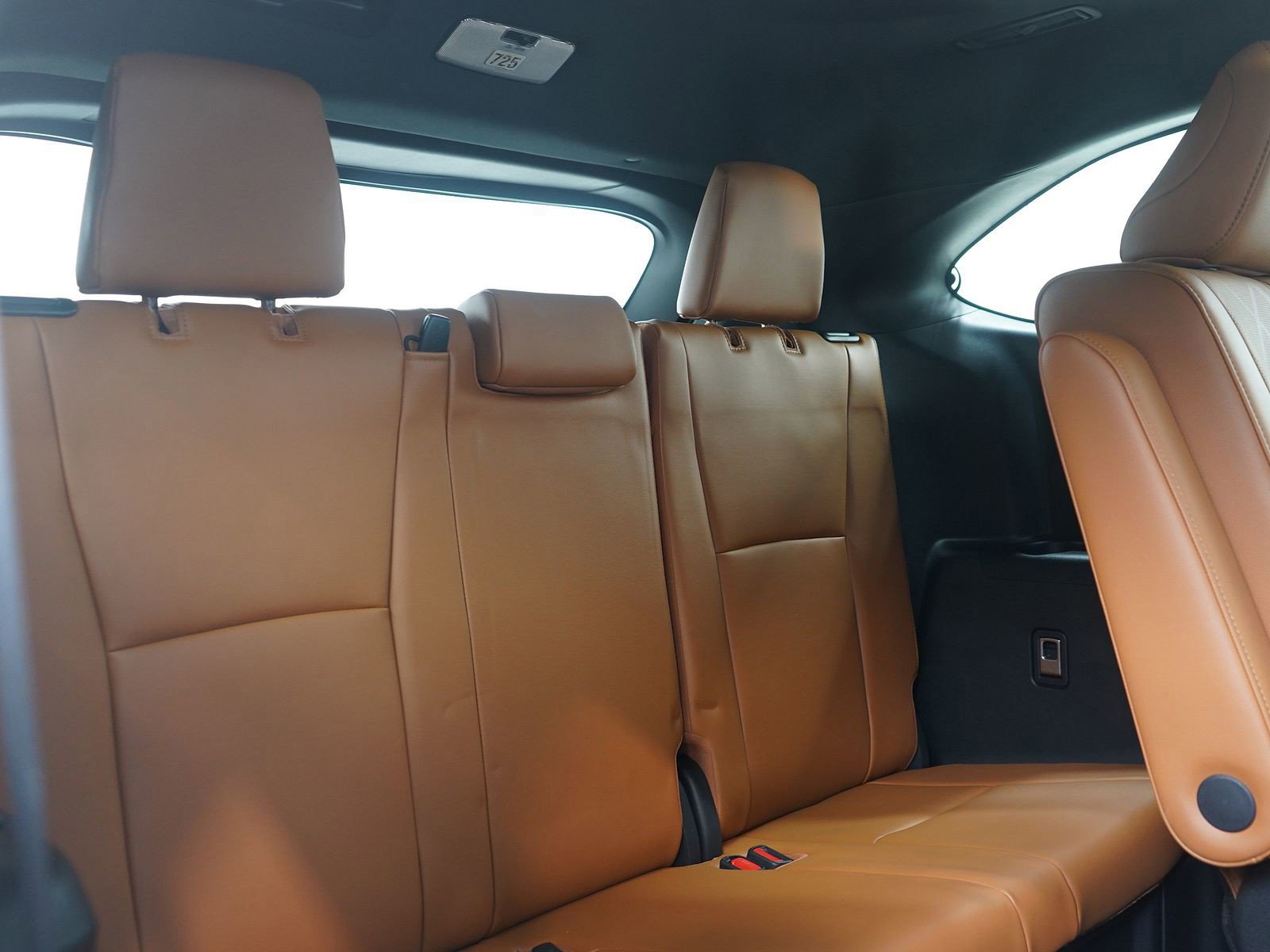 Used 2023 Toyota Highlander Platinum image 12