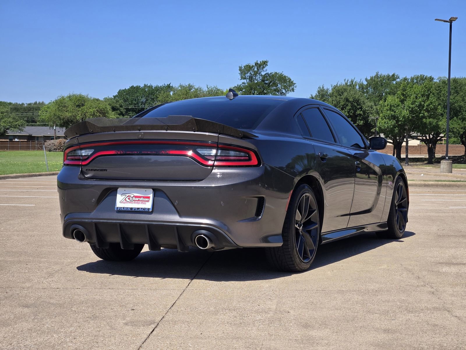 Used 2019 Dodge Charger Scat Pack w/ Plus Group RWD image 6