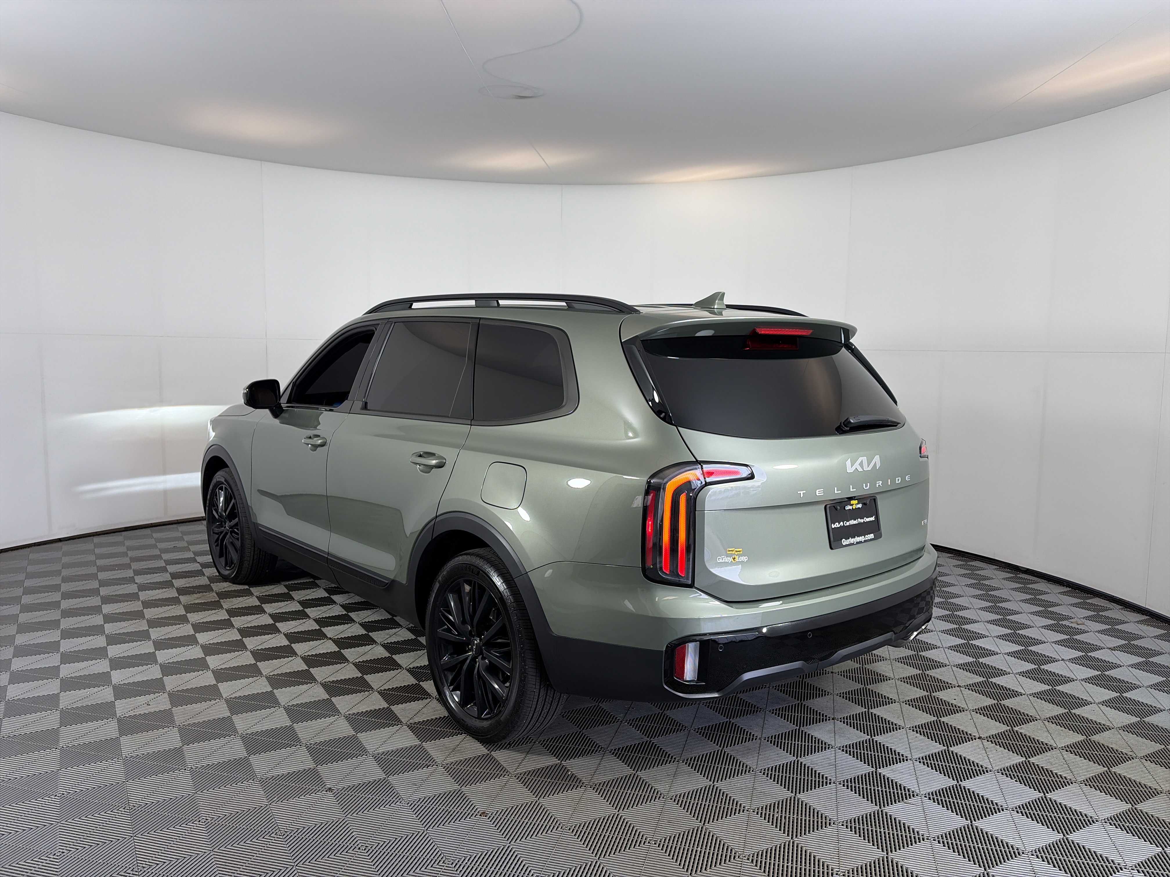 Certified 2024 Kia Telluride SX X-Line AWD/4WD image 8