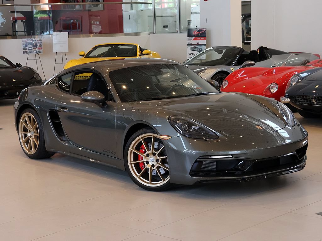 Used 2025 Porsche 718 Cayman GTS RWD image 7