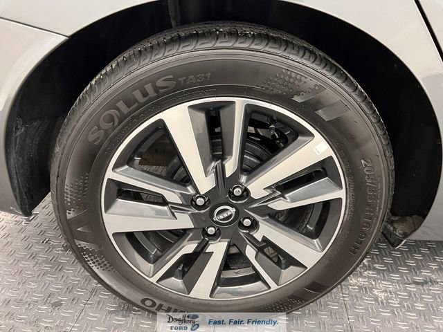 Used 2025 Nissan Versa SV FWD image 14