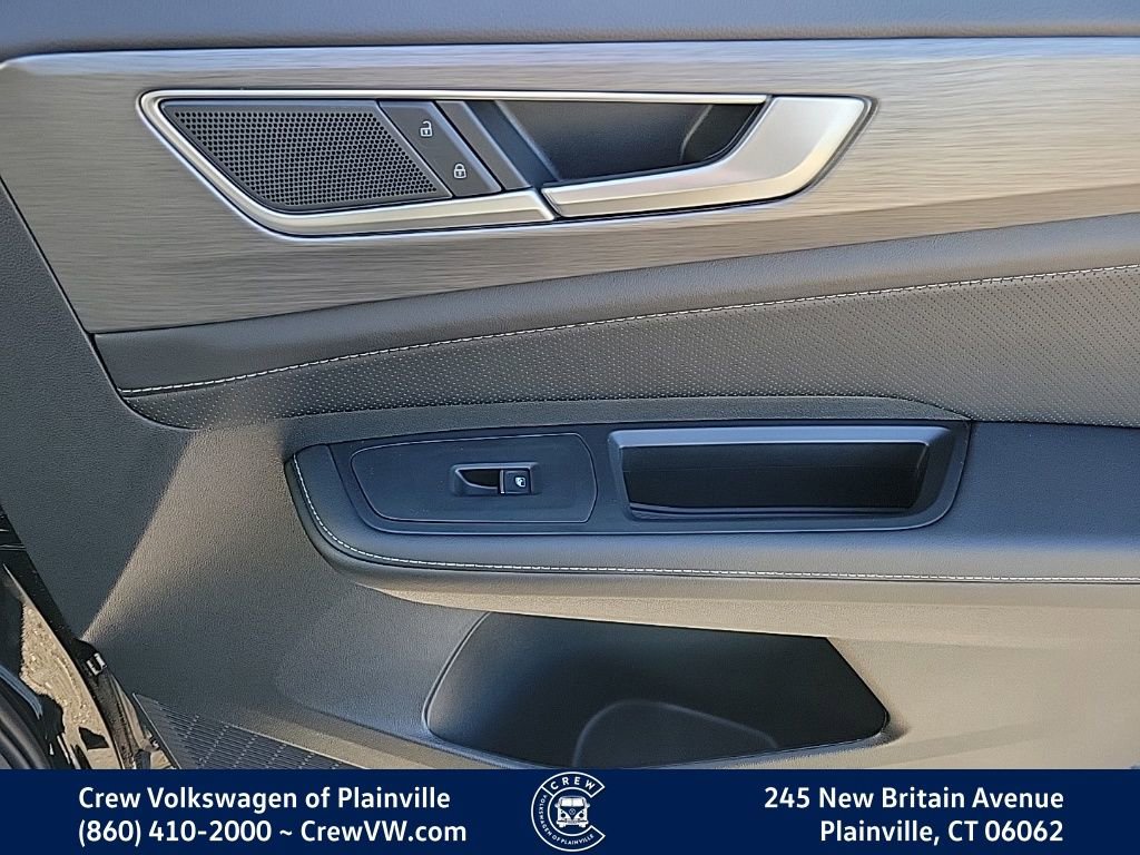 New 2026 Volkswagen Atlas Cross Sport SE image 40