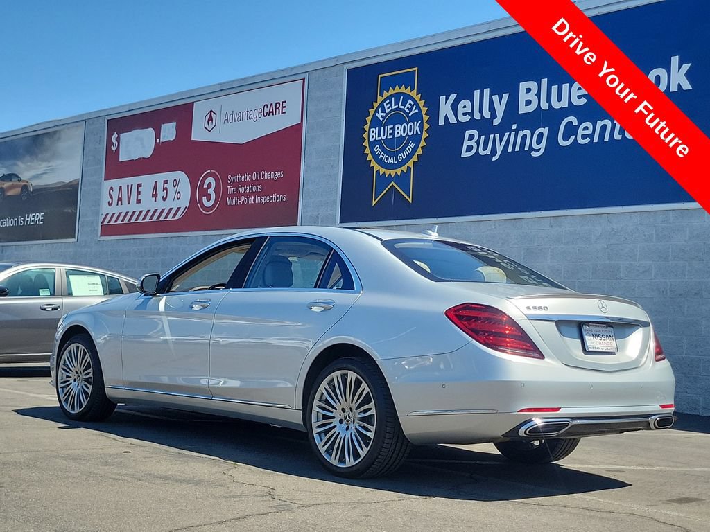 Used 2018 Mercedes-Benz S 560 Sedan image 2