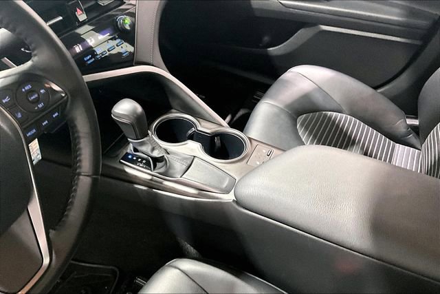 Used 2024 Toyota Camry SE FWD image 18